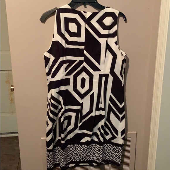 London Times long dress - Picture 3 of 3